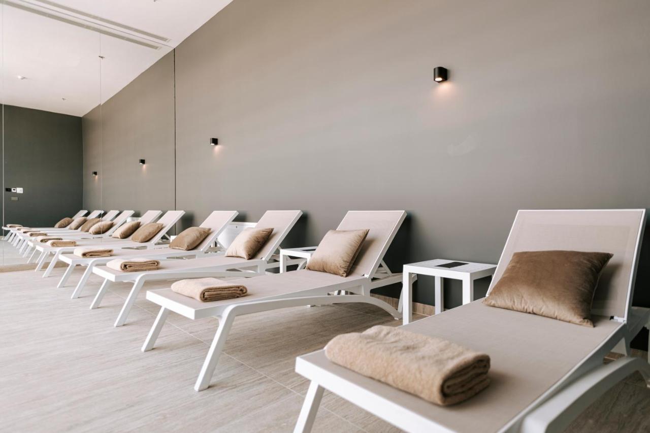 Hotel Miramare Crikvenica Bagian luar foto The spa at the Hotel